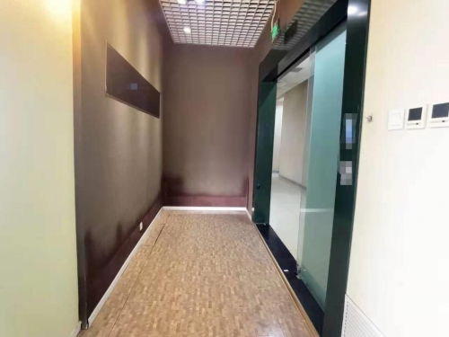 霄云路 网信大厦 143平 精装带家具 带上下水 两面采光出租 办公楼租赁 北京我爱我家