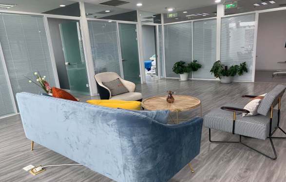 国贸呼家楼 安联大厦小户型 落地窗采光好出租 办公楼租赁 北京我爱我家