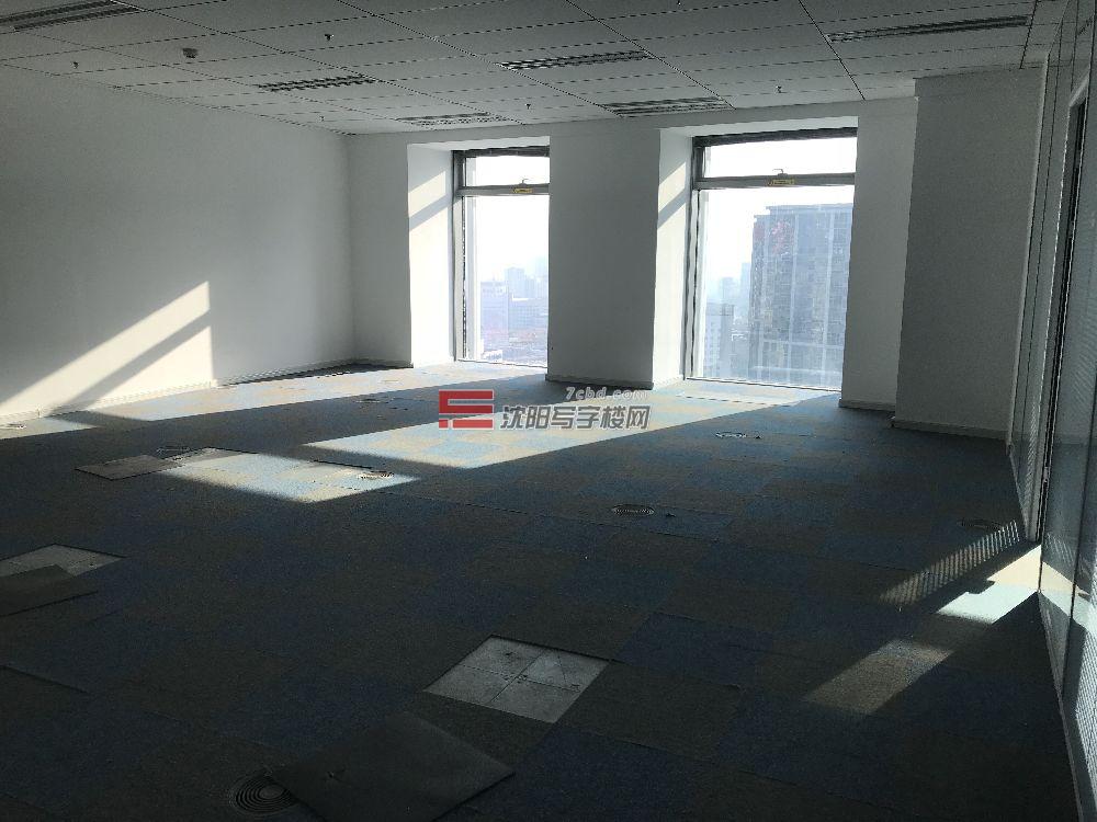 沈阳新地中心写字间出租：563平米高端办公空间