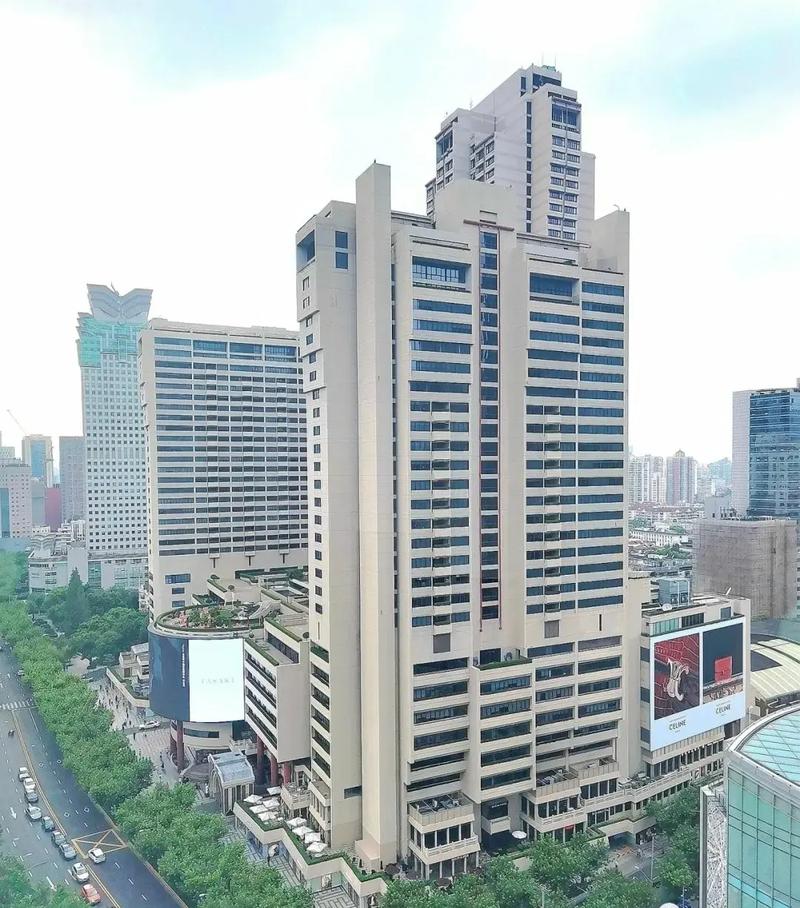 上海商城地铁口写字楼出租指南