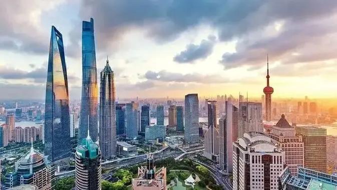 国际航运金融大厦地铁口写字楼出租 便捷交通与卓越办公体验的完美结合